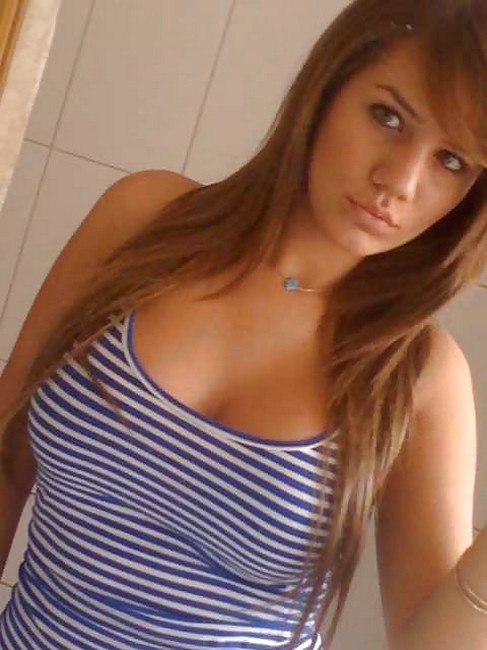 toute nue au lit